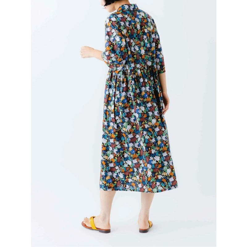 sosotto(ソソット)LIBERTY PRINTチビ衿ピンタック前開きワンピース | Li