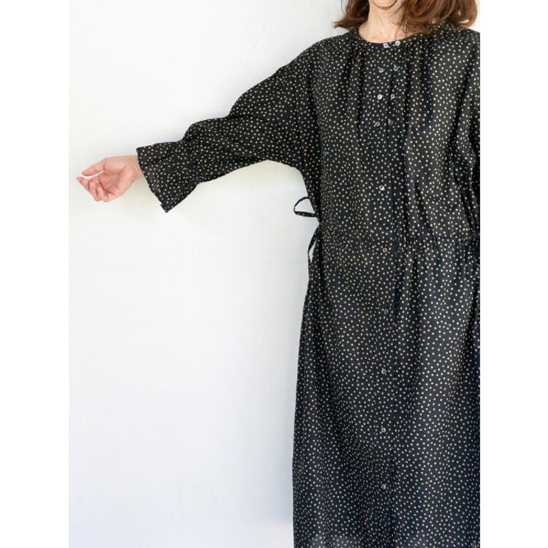 LUEUF(ルフ) 60 LAWN コットンフリルシャツワンピース DOT BLACK | L 