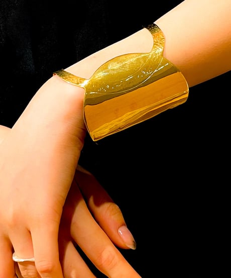 New moon Full moonBANGLE