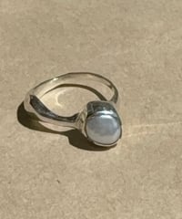 minamo with pearl ring