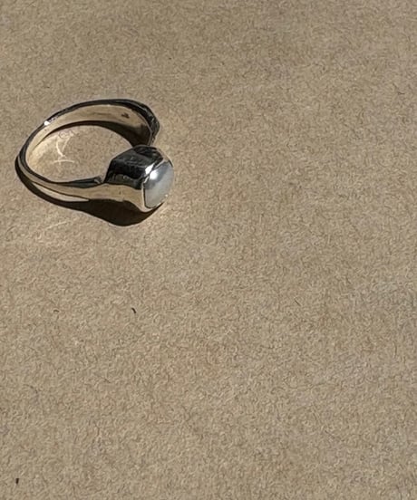 minamo with pearl ring