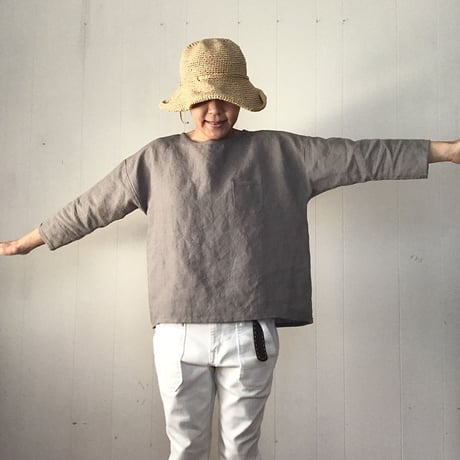 リネンのゆったりTシャツ  七分袖　10色