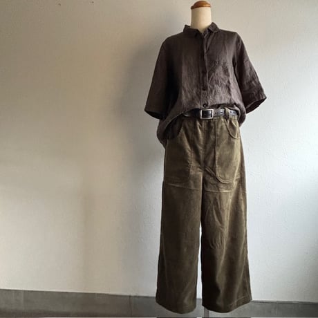 あったかコーデュロイの太パンツ
