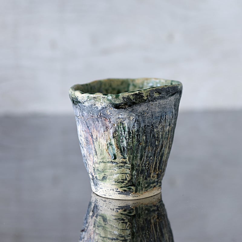 手捻りぐい吞み・青伊羅保釉 | 春信工房 harunobukohboh