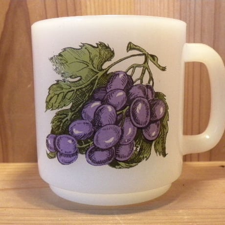 ミルクガラス Glasbake GRAPE