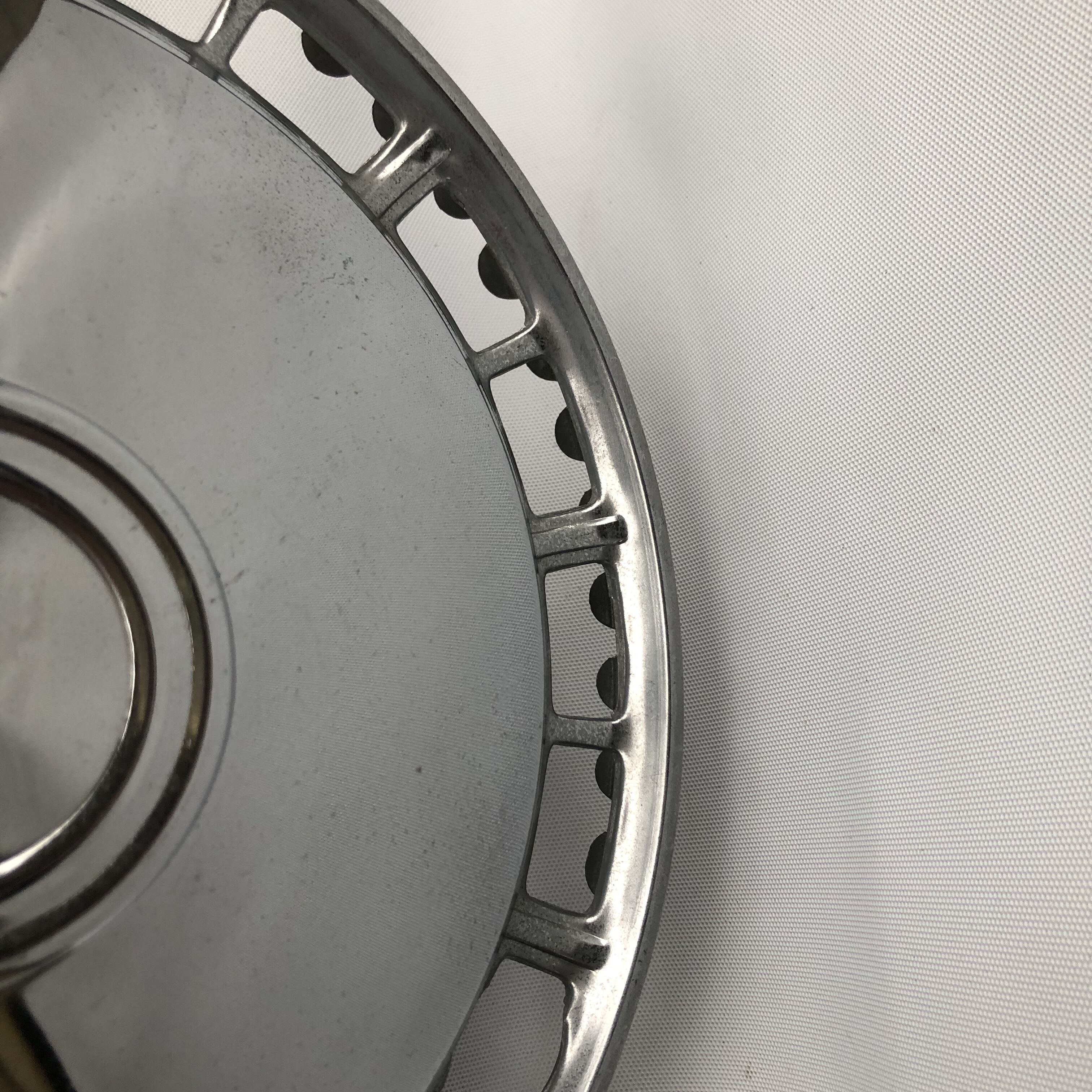 デットストック ダットサン ブルーバード 510 13インチ ホイール