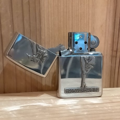 1935 BARGA GIRL ZIPPO Used