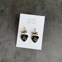 heart & ribbon
