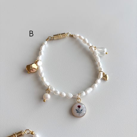 amulet - pearl bracelet 2
