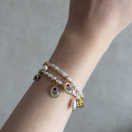 amulet - pearl bracelet