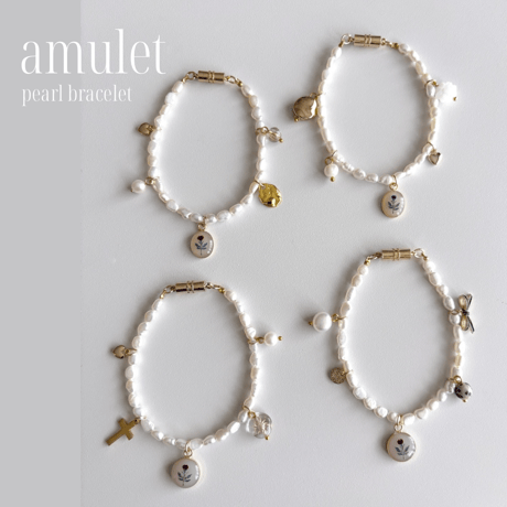 amulet - pearl bracelet