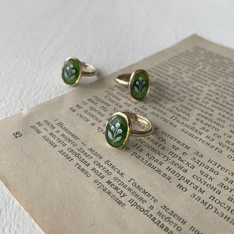 flower ring <green>