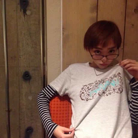 flower relocated Tシャツ