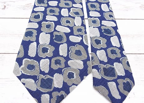 グラフィックデザインが◎｜手づくりネクタイ　ルーポル 総柄ネクタイ ネイビー・グレー シルク100%｜17002943