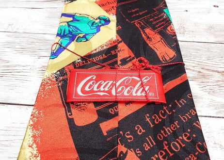 ◎タグ付き未使用◎coca cola コカコーラ　サッカー柄　ネクタイ｜シルク100%