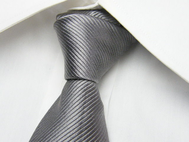 ROCHI（アールビー彩光扱い）】渋い男の方！単色グレーシルバー