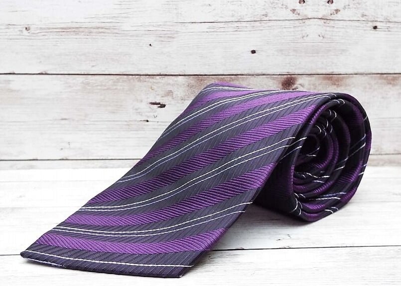 エルメス ネクタイ 紫 市松模様 ストライプ エルメス ネクタイ 紫 市松模様 ストライプ 少し明るめの紫（パープル