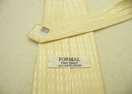 【FORMAL（晴画堂）】素敵な柄入り　クリーム系フォーマルネクタイ【冠婚葬祭系】【USED】1600625-009