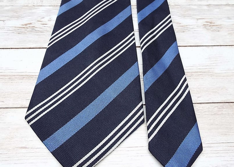 学生コスプレにも◎｜MRSITYMATE ストライプ柄ネクタイ（ネーム記載