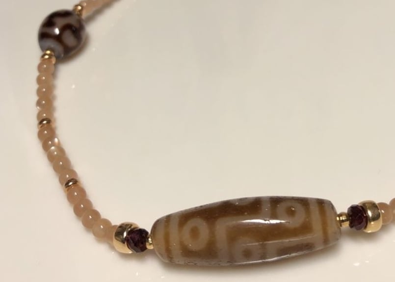 天珠セット⑮ 一眼山形天珠・水晶 - 10mm玉、サイズ15、17cm | 天然石