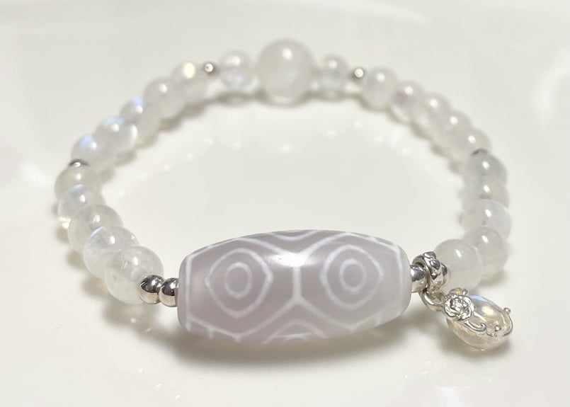 龍眼天珠38ミリ白玉髄ブルームーンストーンガネーシュヒマールルチル