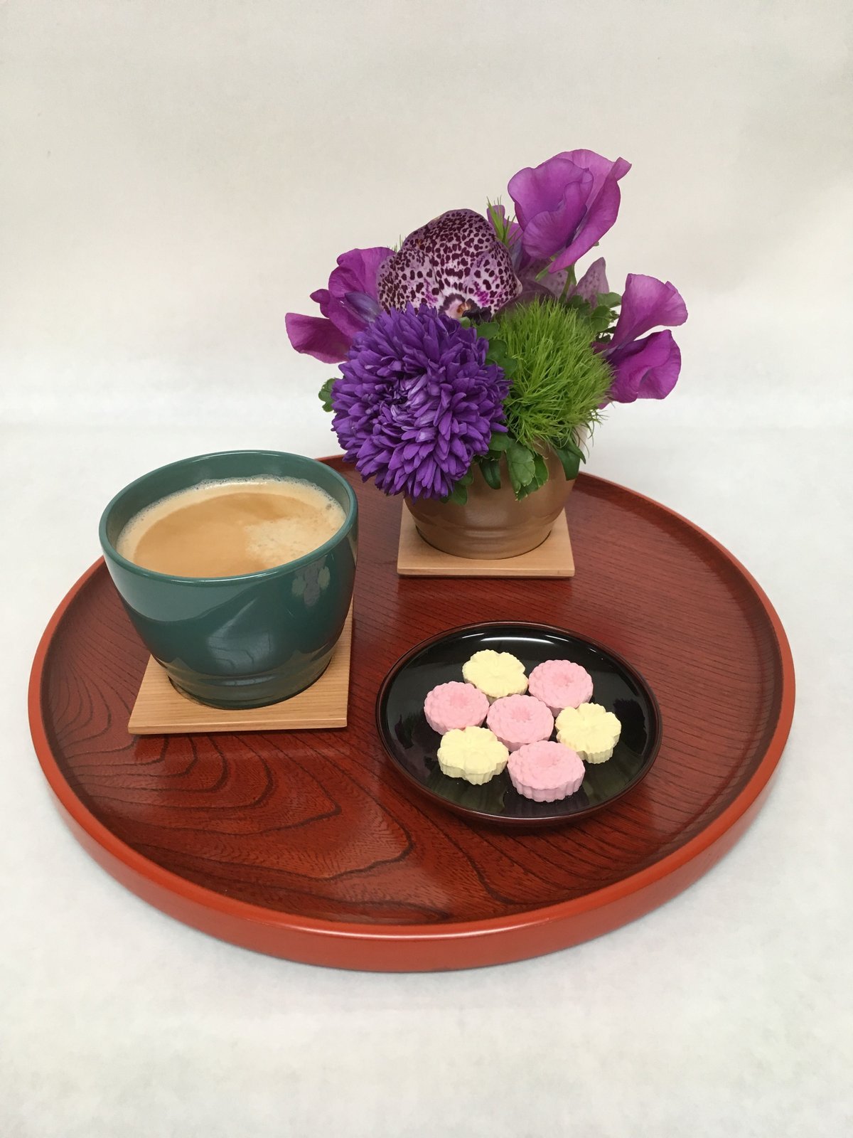 漆器茶器セット 花柄 赤色 漆器茶器セット 花柄 赤色