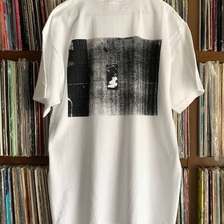 「A View」T-shirt（白）SOMETHING ABOUT 2022