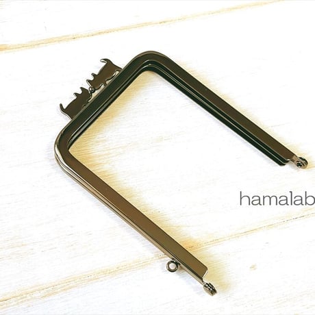 【HA-2038】ぽっちゃりネコ太の口金 7.5cm角型/足長タイプ (ブラック)