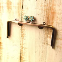 【HA-399】メタルフラワー口金(18cm角型/ブルー×アンティーク)・カン付き