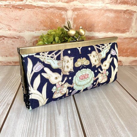 【HA-1753】19cm浮き足口金/ウサギ玉×ネコ玉(アンティークゴールド)