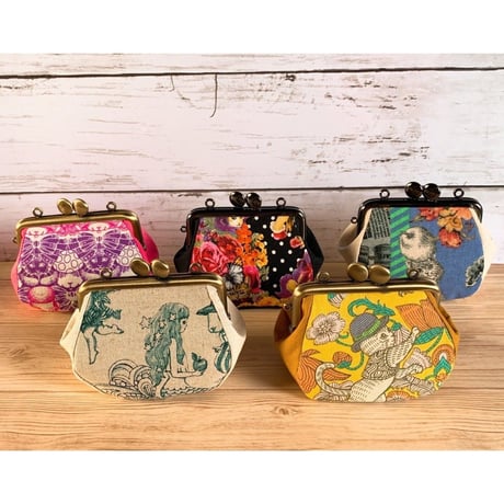 【KT-1047】☆コロリン型(3枚タイプ)☆がま口財布＆お薬ケースの型紙＆レシピ【8.5cm用】