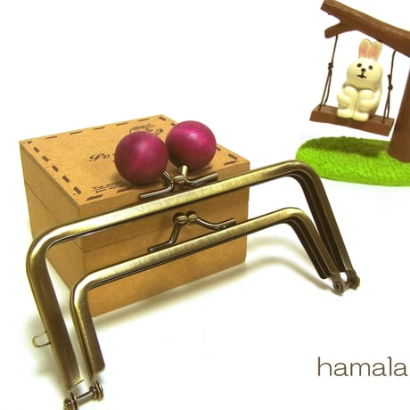 【HA-1231】親子口金 12cm(ちょっと大きな紫色の木玉×アンティークゴールド)