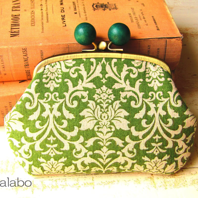 KT-2026】仕切りがま口の財布(ペッタンコ)の型紙＆レシピ【12cm/三枚口