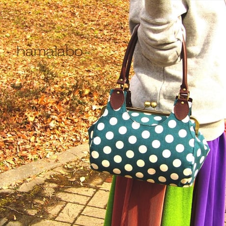 【HA-1832】27cm角型 兼用カン口金(大きな茶色の木キューブ×アンティークゴールド)＋(プラス)