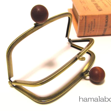 【HA-146】三枚口(二口口金)12cm/(茶色の木玉×アンティークゴールド)