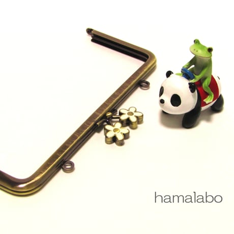 【HA-398】メタルフラワー口金(18cm角型/ホワイト×アンティーク)・カン付き