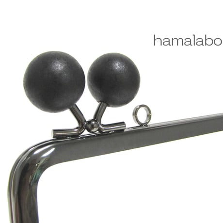(復活販売)【HA-132】<横ひねり>18cm/角型の口金(ちょっと大きな黒色の木玉×ブラック)・カン付き