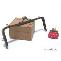 【HA-1431】16.5cm/角型の口金(ミニアメ玉＆足長)・カン付き/アンティークゴールド