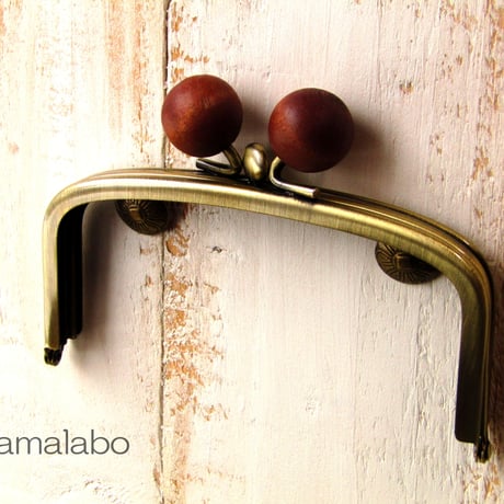 【HA-146】三枚口(二口口金)12cm/(茶色の木玉×アンティークゴールド)