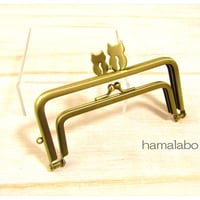 (廃盤予定)【HA-1976】「ネコの親子」の親子口金 12cm/角型(アンティークゴールド)