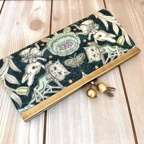 【HA-1753】19cm浮き足口金/ウサギ玉×ネコ玉(アンティークゴールド)