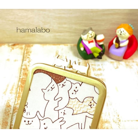 【HA-2038】ぽっちゃりネコ太の口金 7.5cm角型/足長タイプ (ブラック)