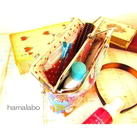 【KT-2030】仕切りがま口のシンプルポーチの型紙＆レシピ【19cm/三枚口用】