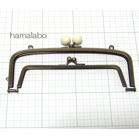 【HA-355】親子口金 19cm(白玉×アンティークゴールド)・カン付き