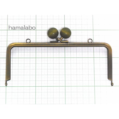【HA-1221】18cm/角型(ちょっと大きな抹茶色の木玉×アンティークゴールド)・カン付き