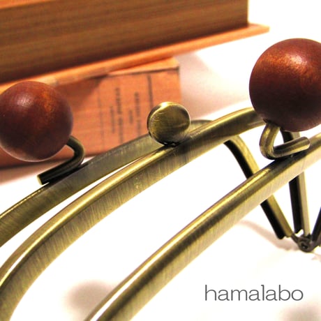 【HA-146】三枚口(二口口金)12cm/(茶色の木玉×アンティークゴールド)