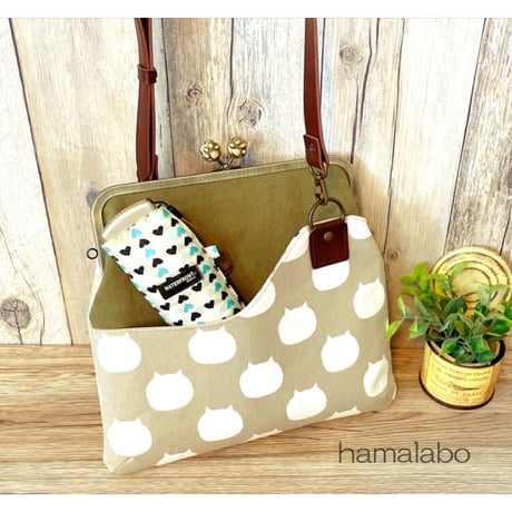 【KT-2099】ペタンコ版！がま口ポケットショルダーバッグの型紙＆レシピ【24cm/角型用】