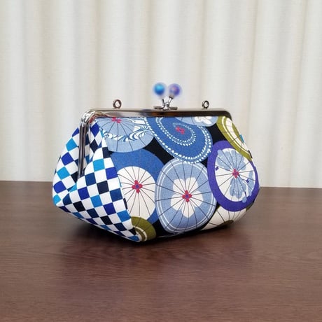 <廃盤予定>【HA-1638】18cm/角型(スモーク玉ブルー×シルバー)・カン付き