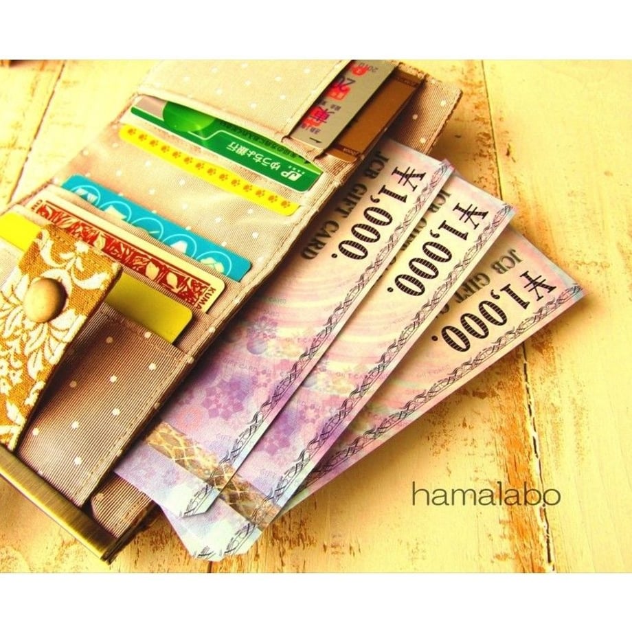 5ac6fc4b5f78663555000298