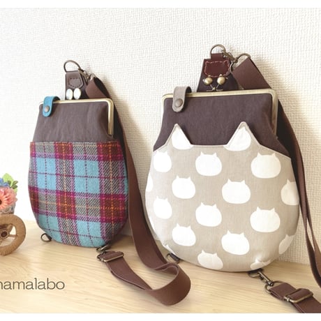 廃盤予定【HA-1670】ネコカン口金/(肉球×横ネコカン)/18cm角型(アンティークゴールド)・カン付き